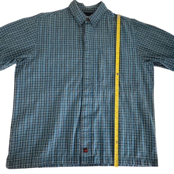 WOOLRICH Plaid Short Sleeve Button-Up Shirt - Large - Picture 13 of 14